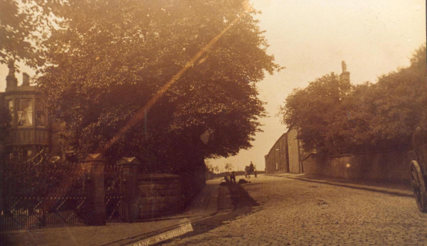 Rose Bank, Stubbins. No date Video
17 - Buildings and the Urban Environment - 04 - Pre-20th century Large Houses and Mansions
Keywords: Bury-Archive