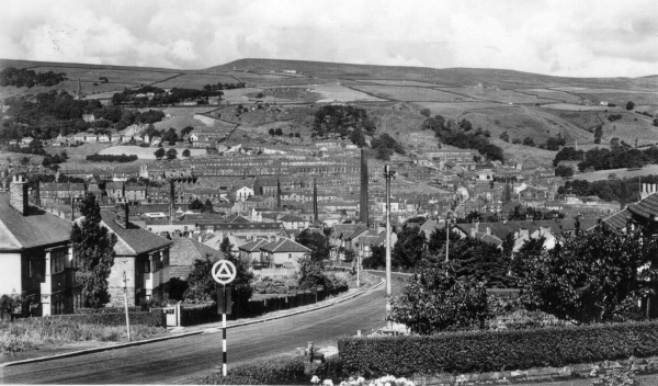 Ramsbottom from Bury New Road: card postmarked 1957 Card by Lillywhite Ltd., Brighouse
17 - Buildings and the Urban Environment - 05 - Street Scenes
Keywords: Bury-Archive