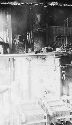 Ocean Chemical Works, 1928, inside the cyanide manufacturing plant .Signed James Velding (manager].
17-Buildings and the Urban Environment-05-Street Scenes-019-Nuttall area
Keywords: 1945