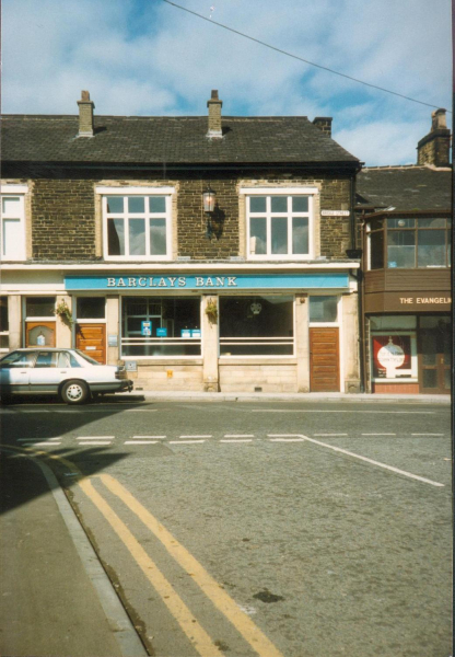 Barclay Bank, Bridge Street, Ramsbottom   Alternate Reference-1096 Notes-   RHSBA-1096 RHS/21/4/1/4 1 photograph
04 - Finance and Trade - 01 - Banks and Post Office
Keywords: Bury-Archive