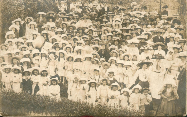 St Andrews Ladies at Barwood House
06 - Religion - 02 - Church Activities
Keywords: Bury-Archive