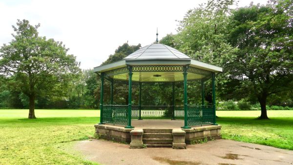 Finished Nuttall Park bandstand in August 2023 - photo by John Leyland
14-Leisure-01-Parks and Gardens-002-Nuttall Park Bandstand
Keywords: 2023