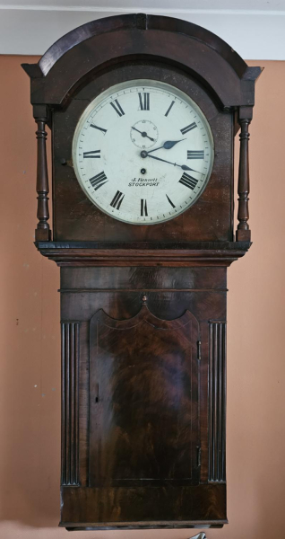 Clock that possibly used to be in the Grant's arms
14-Leisure-05-Pubs-012-Grant Arms
Keywords: 2023