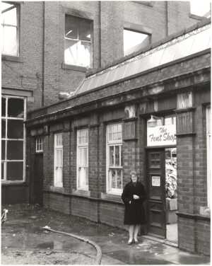 Connie Whitlock manageress of the retail Fent Shop at ? Cuba Mill c 1972 
to be catalogued
Keywords: 1985