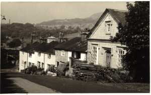 Looking south along Silver St, Ramsbottom, towards Old Ground Mill on Square St, weaving shed in the foreground. Note the rear view of the upper storey of the Baptist Chapel on Bolton St, to the right of the mill’s square chimney. Taken 1974 or before
17-Buildings and the Urban Environment-05-Street Scenes-031 Bolton Street
Keywords: 1985