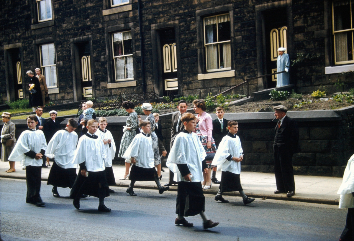 Whit Walk down Bolton Street - 1960sdonated by Tony Tickle via Facebook. The photographer was John Geoffrey Duckworth who was Chief Engineer for Ramsbottom Urban District Council.  Photo taken on slide in the 1960s
06-Religion-03-Churches Together-001-Whit Walks
Keywords: 0