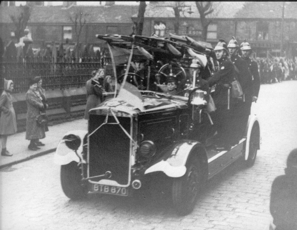 War Weapons Week  April 26th to May 3rd 1941 - Rawtenstall Fire Brigade
15 - War - 02 - World War 2
Keywords: Bury-Archive