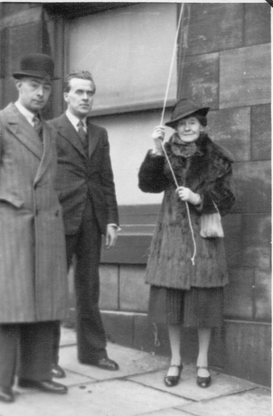 War Weapons Week  April 26th to May 3rd 1941 - Mrs AT Porritt unveiling the Indicator on first day
15 - War - 02 - World War 2
Keywords: Bury-Archive