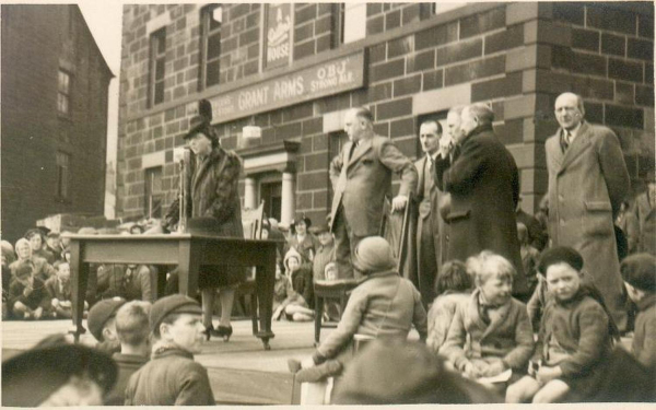 War Weapons Week  April 26th to May 3rd 1941 - Mrs Foster appealing for investments for Ladies Day  4th Day
15 - War - 02 - World War 2
Keywords: Bury-Archive